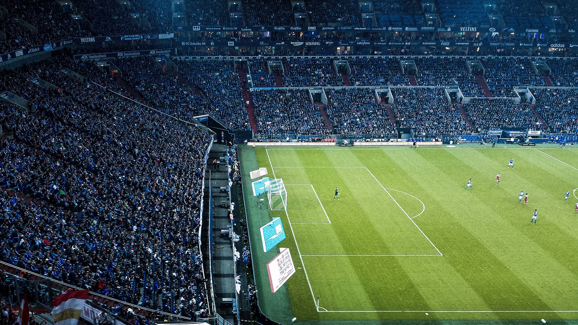 绿茵烽火,德甲争冠焦点战与爱尔兰新星的崛起