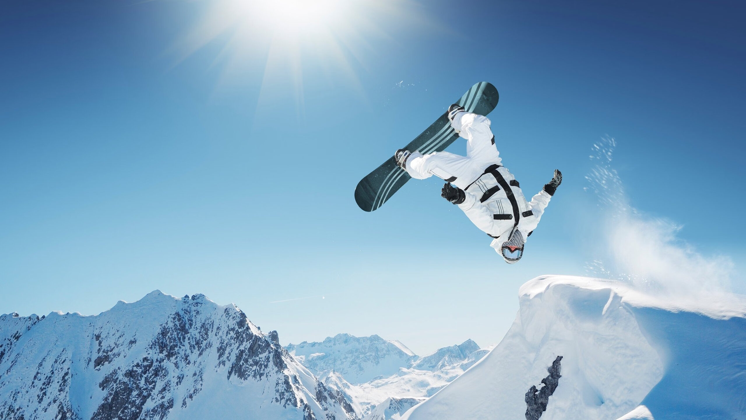 戈贝尔攻防转换核心价值凸显，新疆队战术纪律粉碎独行侠单打模式